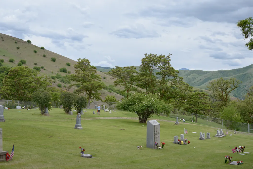 White Bird cemetery