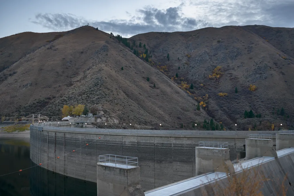 Arrowrock Dam at dusk